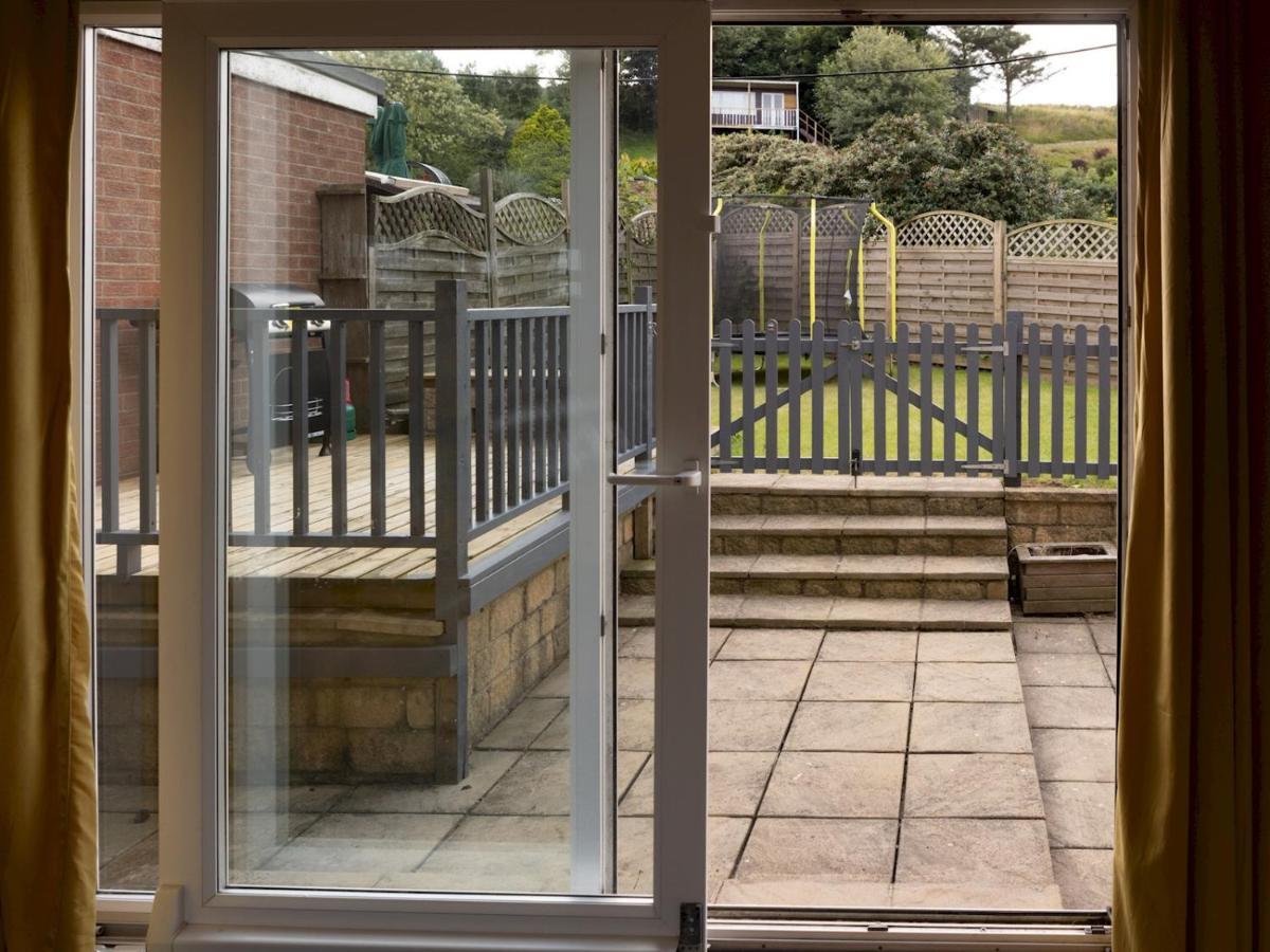 Pass The Keys Amazing 4 Bedroom Property- Hot Tub & Sea Views Scarborough Exterior photo